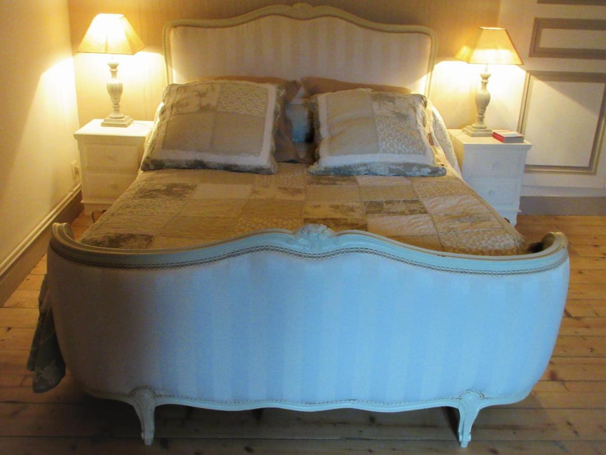 Clermain Le Manoir Sur La Roche, 74, Impasse Du Manoir, 71520 Navour Sur Grosne D121 Bed & Breakfast エクステリア 写真