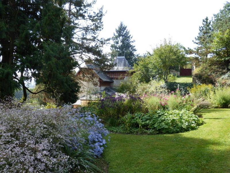Clermain Le Manoir Sur La Roche, 74, Impasse Du Manoir, 71520 Navour Sur Grosne D121 Bed & Breakfast エクステリア 写真