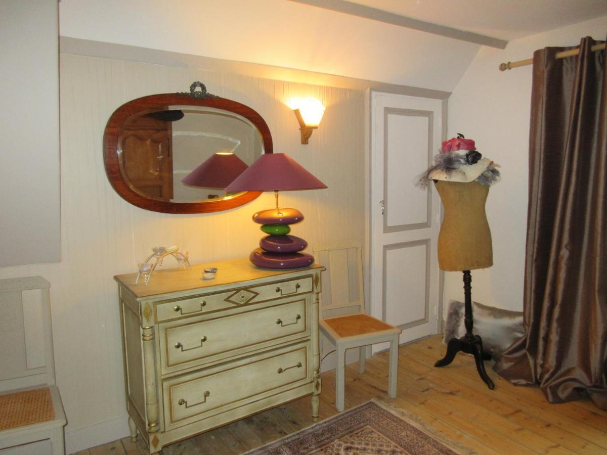 Clermain Le Manoir Sur La Roche, 74, Impasse Du Manoir, 71520 Navour Sur Grosne D121 Bed & Breakfast エクステリア 写真